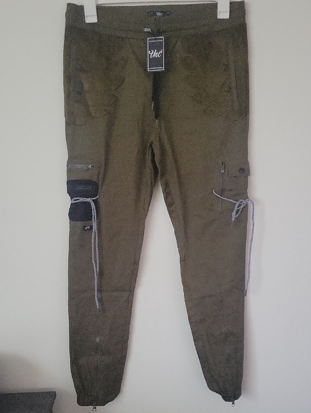 Olive Green Men’s Cargo Jogger Pants with Utility Pockets